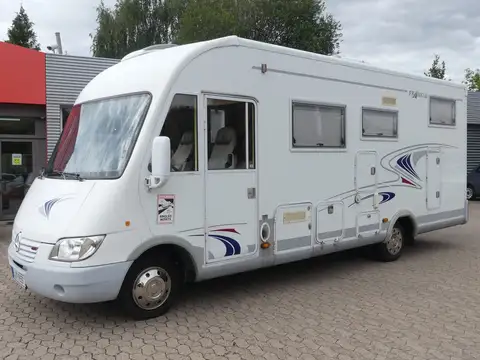 Mercedes-Benz Frankia Standklimaanlage*Hubbett*AHK*TÜV