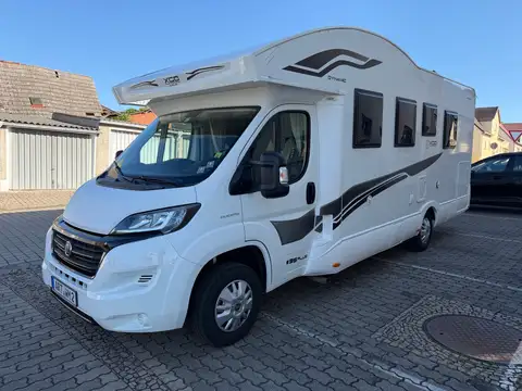 XGO DYNAMIQ 95 PLUS HUBBETT - SEHR GROSSES WOHNMOBIL